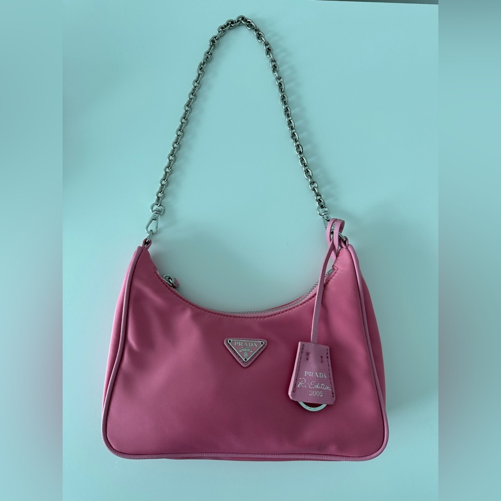 Designer purse come with a long strap